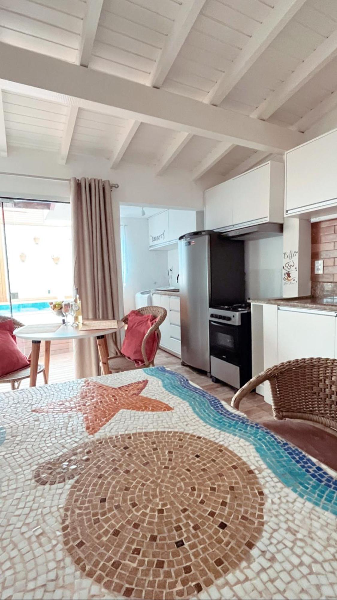 Casa com piscina e acesso a pé à Praia do Santinho Florianópolis Exterior foto